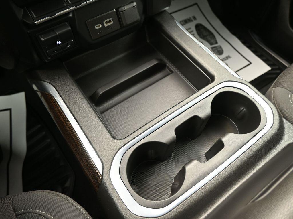 used 2022 GMC Sierra 1500 car, priced at $33,990