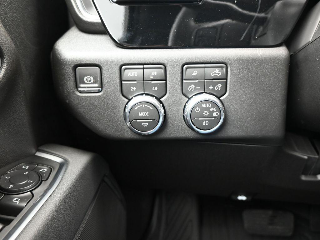 new 2026 GMC Sierra 3500 car, priced at $77,895