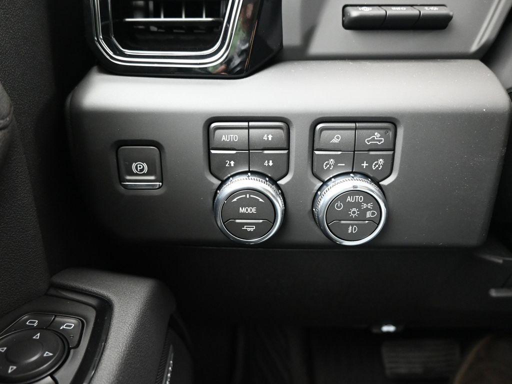 new 2026 GMC Sierra 3500 car, priced at $90,905
