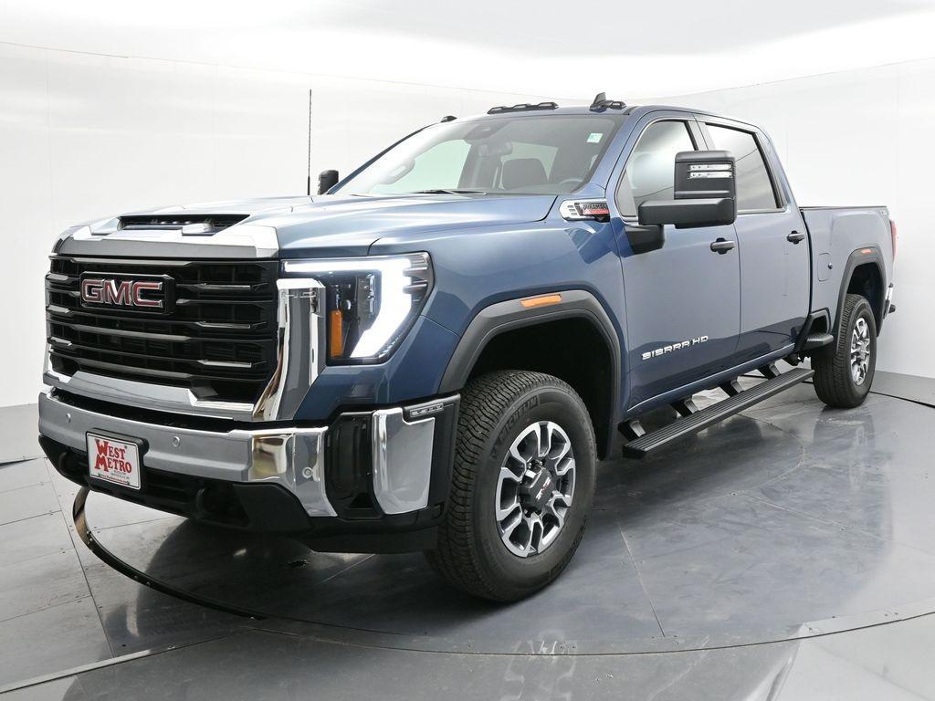 new 2025 GMC Sierra 3500 car, priced at $68,277
