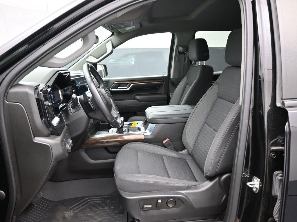 used 2023 Chevrolet Silverado 1500 car, priced at $40,490