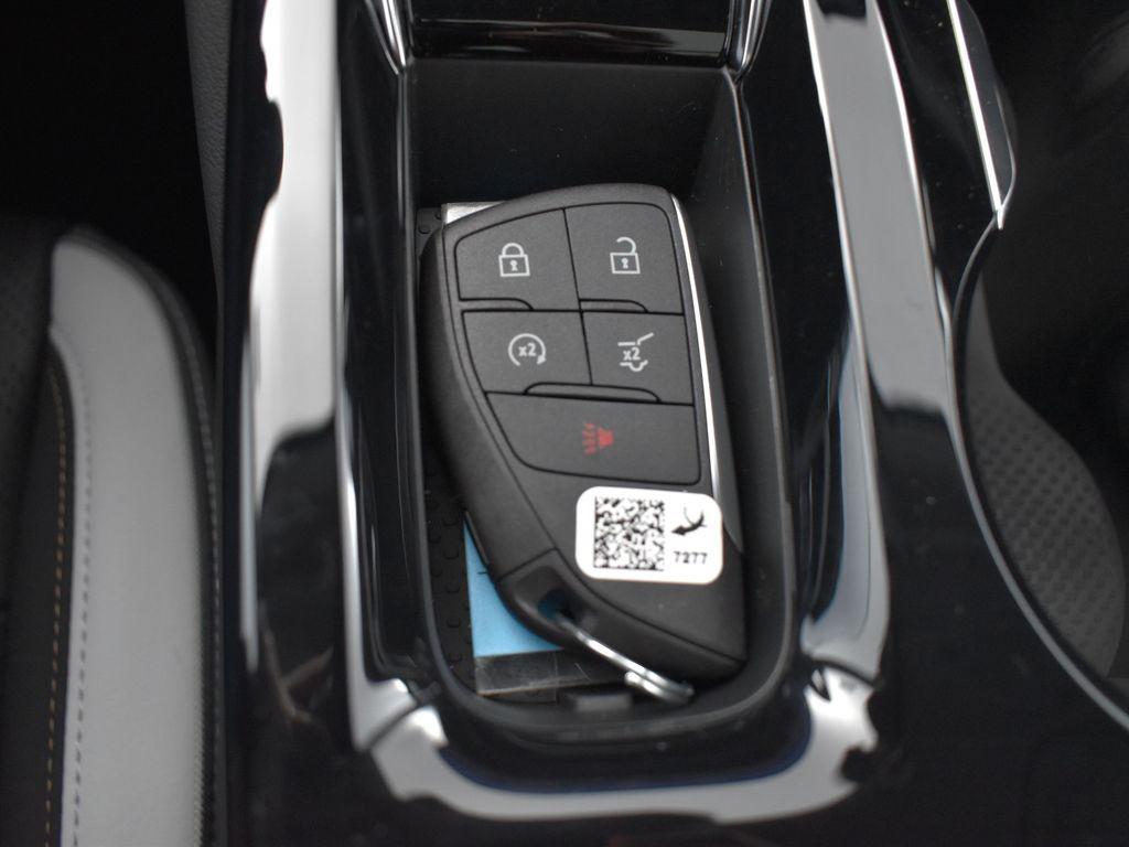 new 2025 Buick Envision car, priced at $40,985