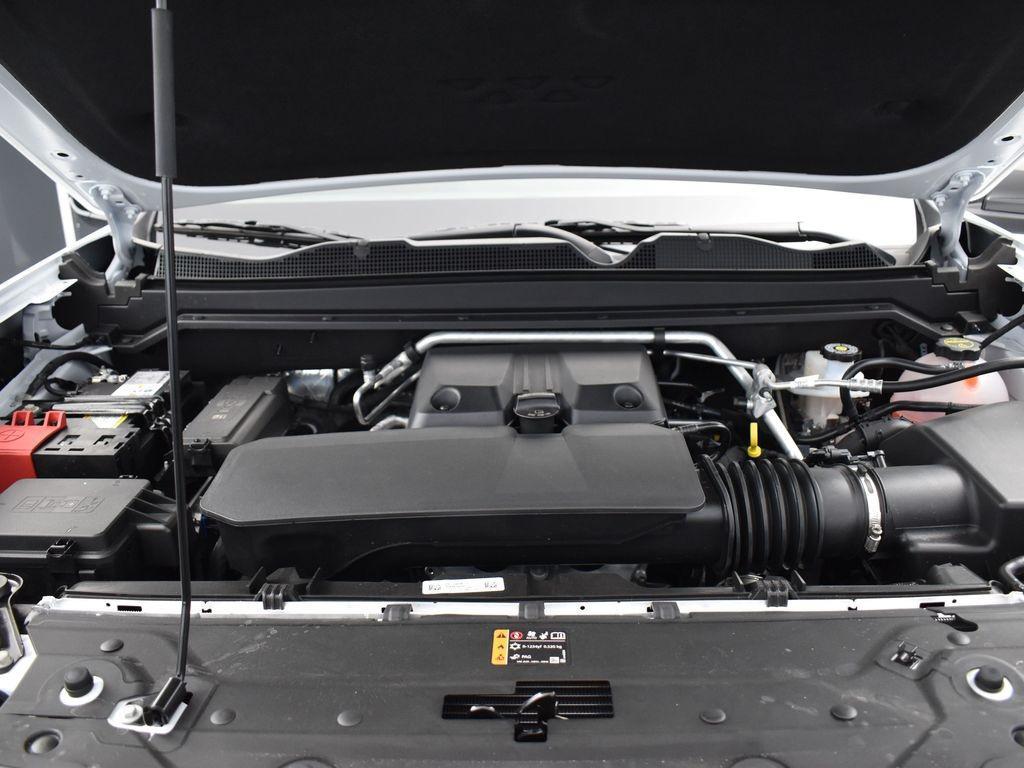 new 2025 GMC Canyon car, priced at $38,985