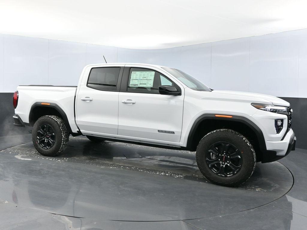 new 2025 GMC Canyon car, priced at $38,985