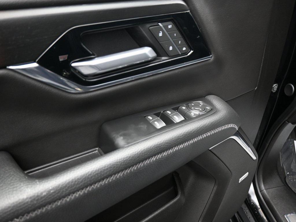 used 2025 GMC Yukon car