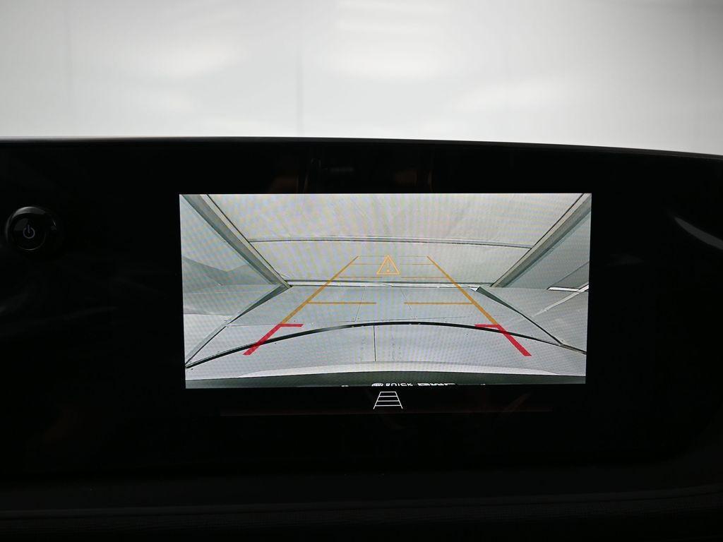 new 2025 Buick Envista car, priced at $25,985