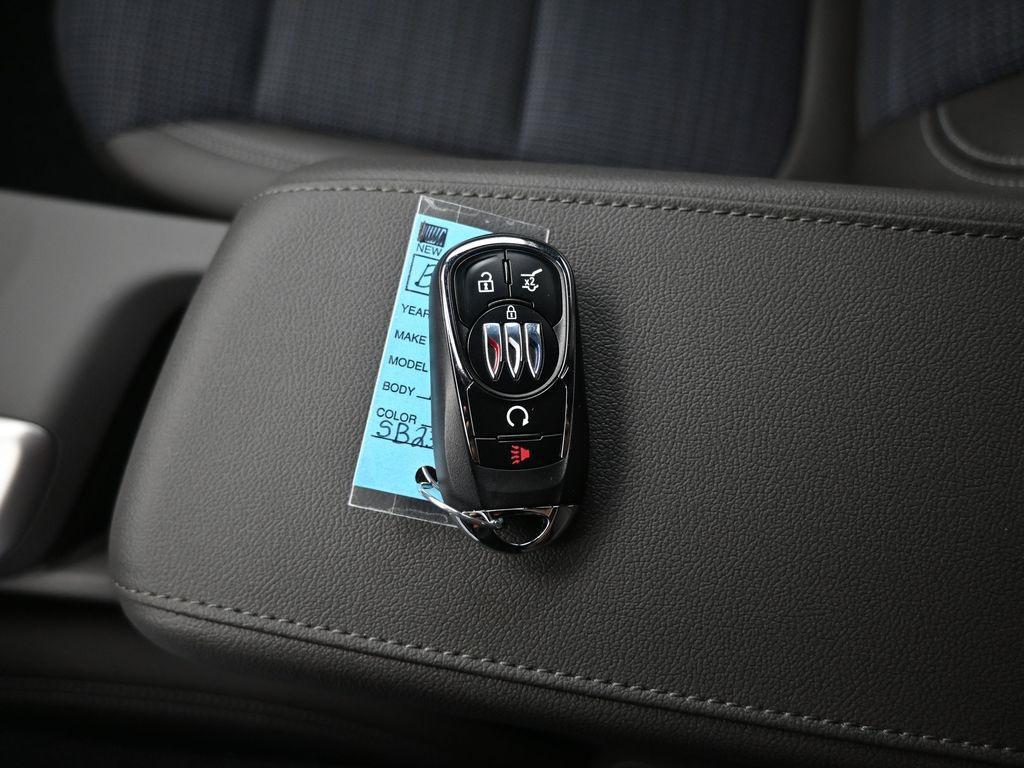 new 2025 Buick Envista car, priced at $25,985