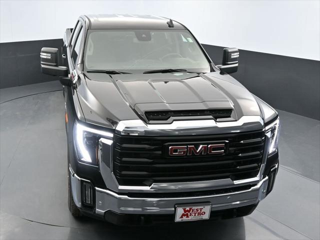 new 2025 GMC Sierra 3500 car, priced at $67,574