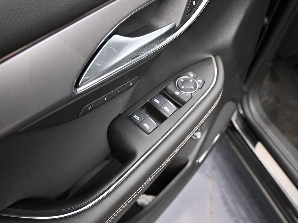 new 2025 Buick Envision car, priced at $36,995