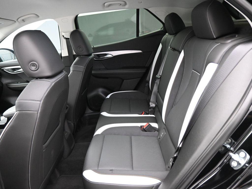 new 2025 Buick Envision car, priced at $36,995