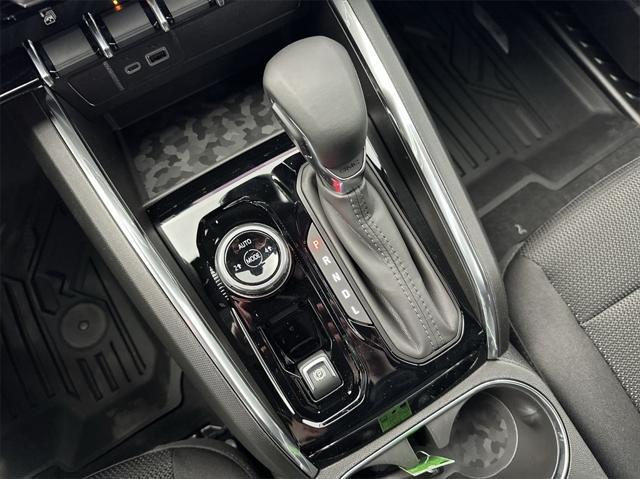 new 2025 GMC Canyon car, priced at $45,670
