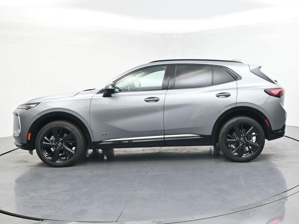 used 2025 Buick Envision car, priced at $31,990
