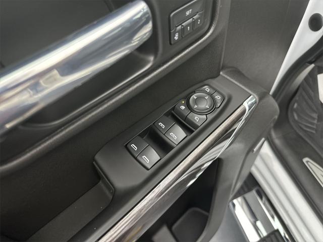 used 2022 Chevrolet Silverado 1500 car, priced at $39,490