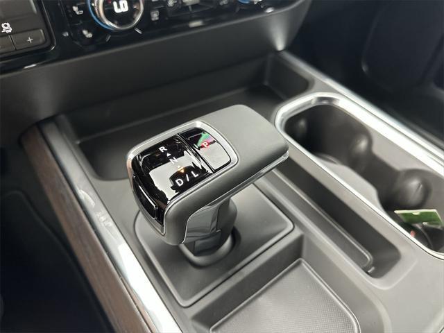 new 2025 GMC Sierra 1500 car, priced at $59,670