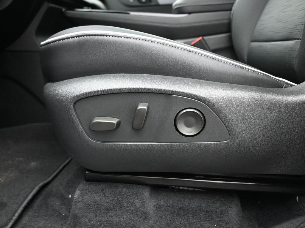 new 2026 Buick Enclave car, priced at $59,925