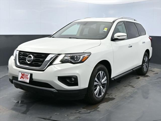 used 2020 Nissan Pathfinder car, priced at $17,990