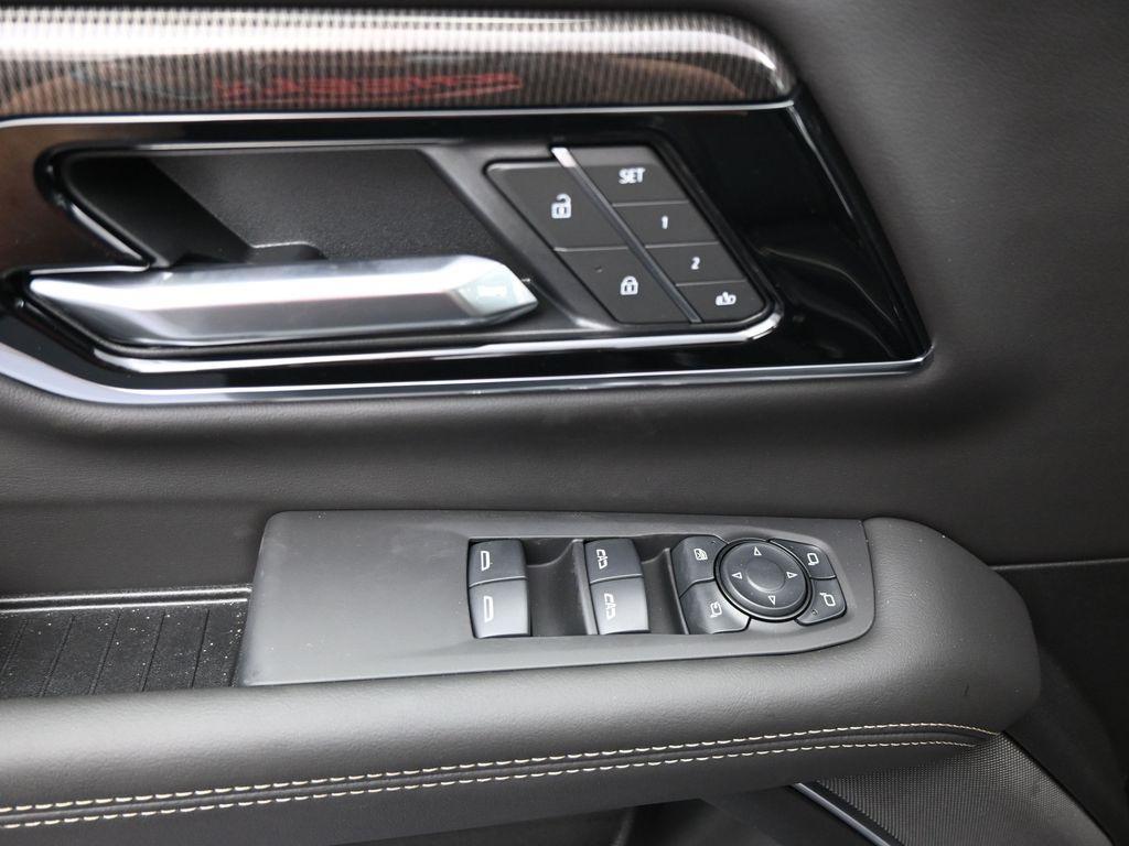 new 2025 GMC Yukon car, priced at $73,985