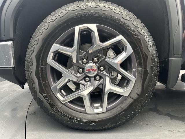 new 2025 GMC Sierra 1500 car, priced at $59,670