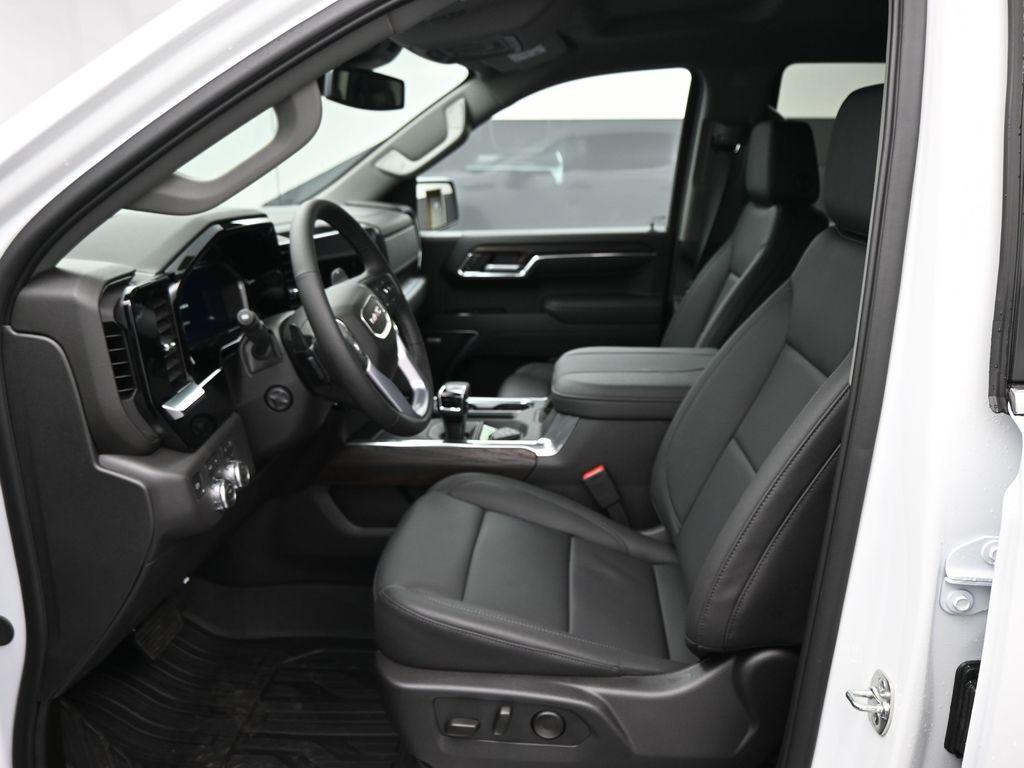 new 2026 GMC Sierra 1500 car, priced at $59,695