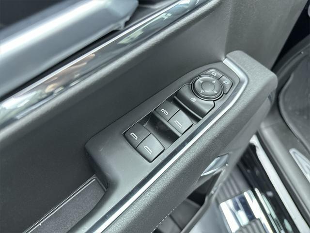new 2025 GMC Sierra 1500 car, priced at $57,845