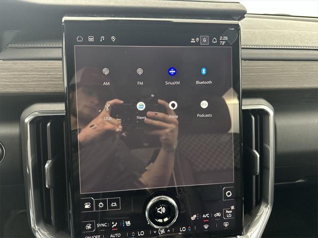 new 2025 GMC Acadia car, priced at $62,458