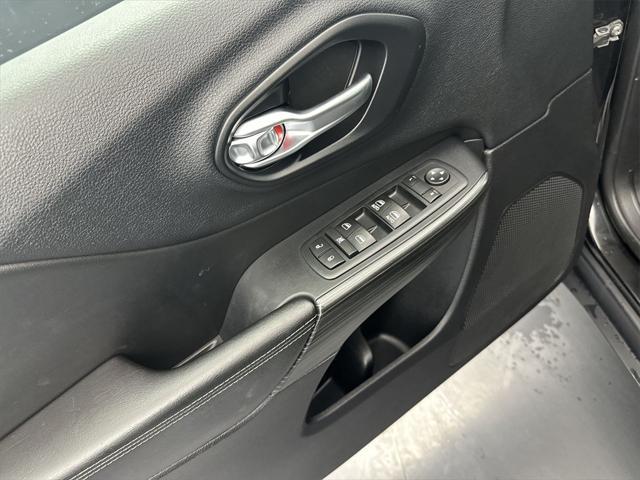 used 2016 Jeep Cherokee car, priced at $13,990