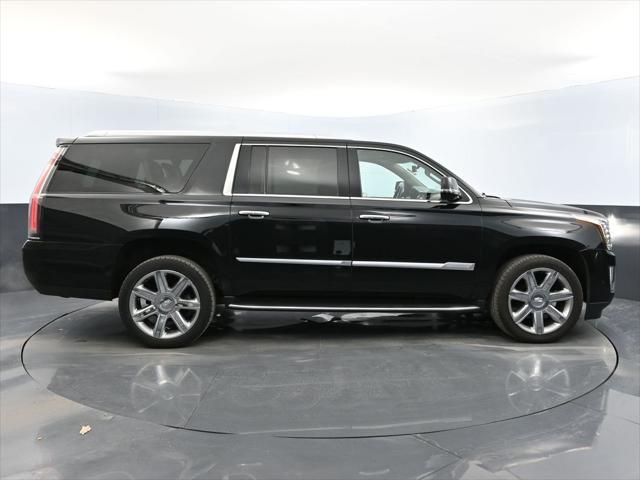 used 2020 Cadillac Escalade ESV car, priced at $34,990