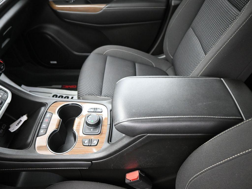 used 2023 GMC Acadia car, priced at $28,990