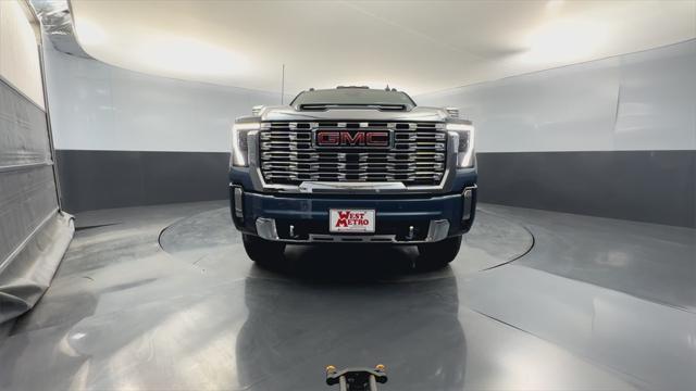 new 2025 GMC Sierra 3500 car, priced at $85,700