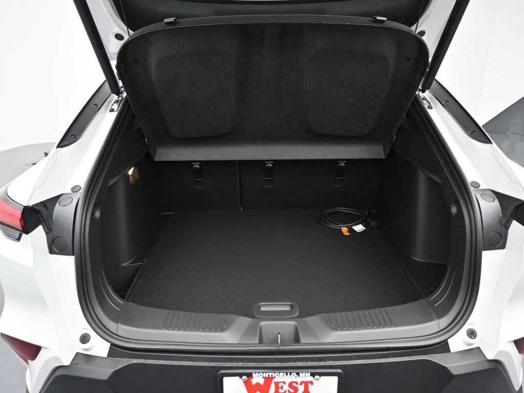 new 2025 Buick Envista car, priced at $25,985