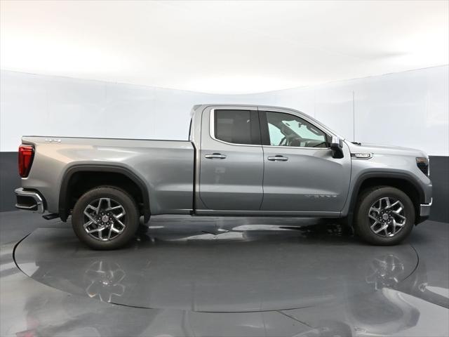 new 2025 GMC Sierra 1500 car, priced at $55,640