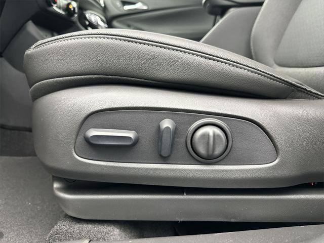 new 2025 Buick Encore GX car, priced at $29,720