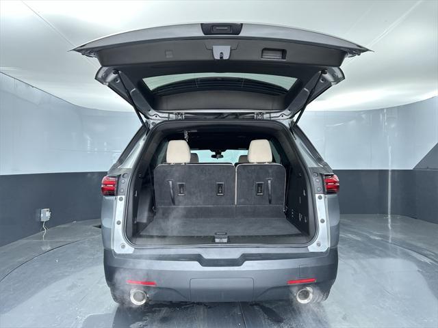 used 2023 Chevrolet Traverse car, priced at $26,990