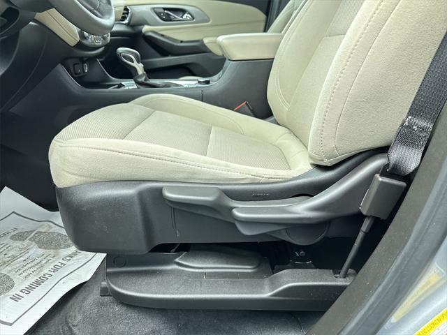 used 2023 Chevrolet Traverse car, priced at $26,990