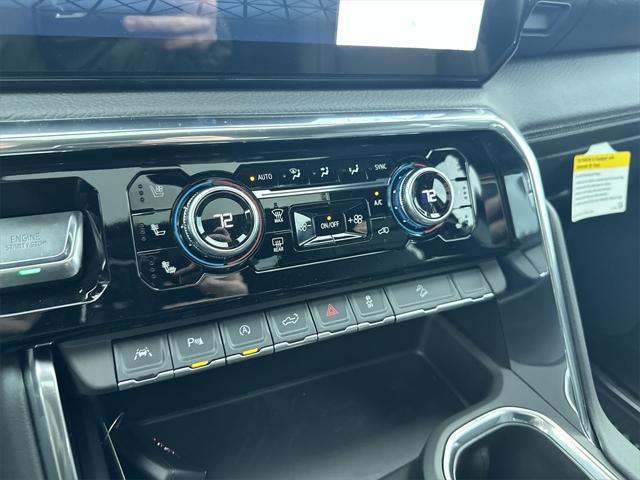 new 2025 GMC Sierra 1500 car, priced at $69,400