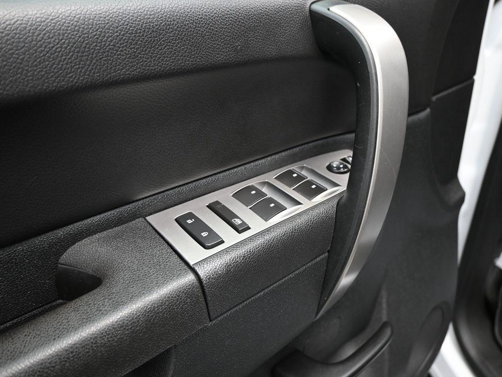 used 2014 Chevrolet Silverado 2500 car, priced at $23,990