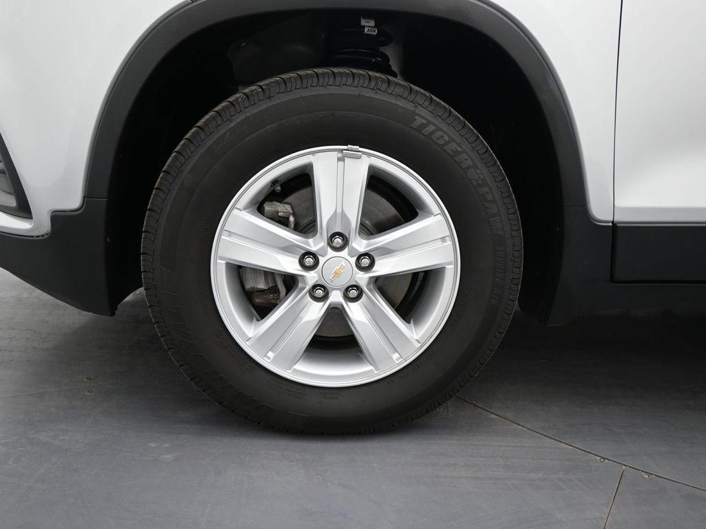 used 2022 Chevrolet Trax car, priced at $18,500