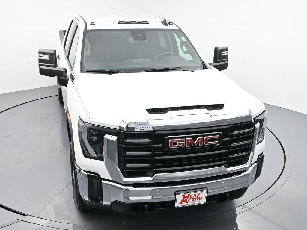 new 2025 GMC Sierra 3500 car, priced at $53,990