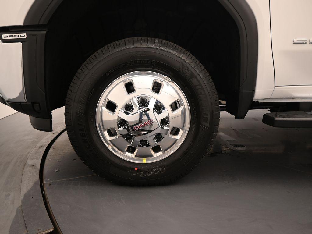 new 2026 GMC Sierra 3500 car, priced at $71,726
