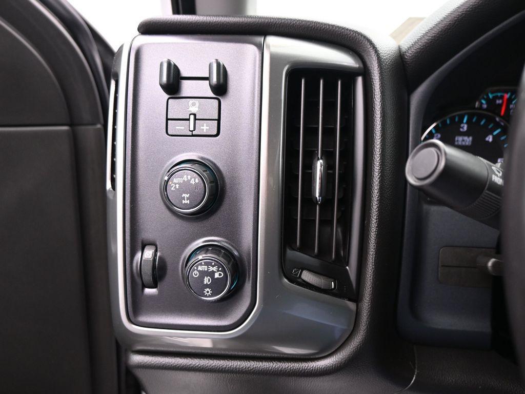 used 2018 Chevrolet Silverado 1500 car, priced at $29,990