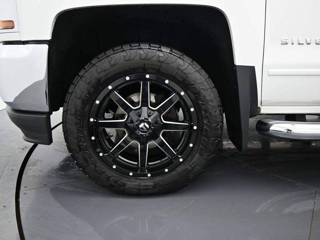 used 2018 Chevrolet Silverado 1500 car, priced at $29,990