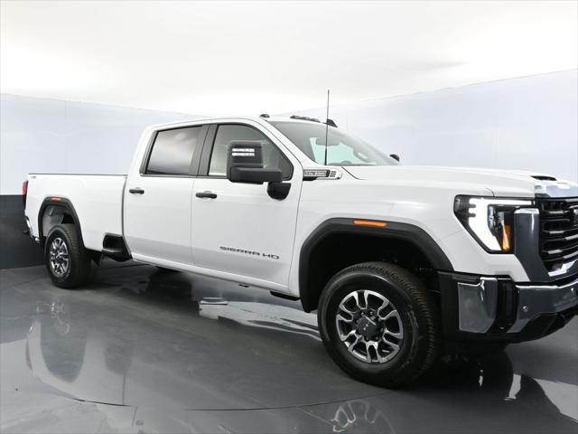 new 2025 GMC Sierra 3500 car, priced at $59,228