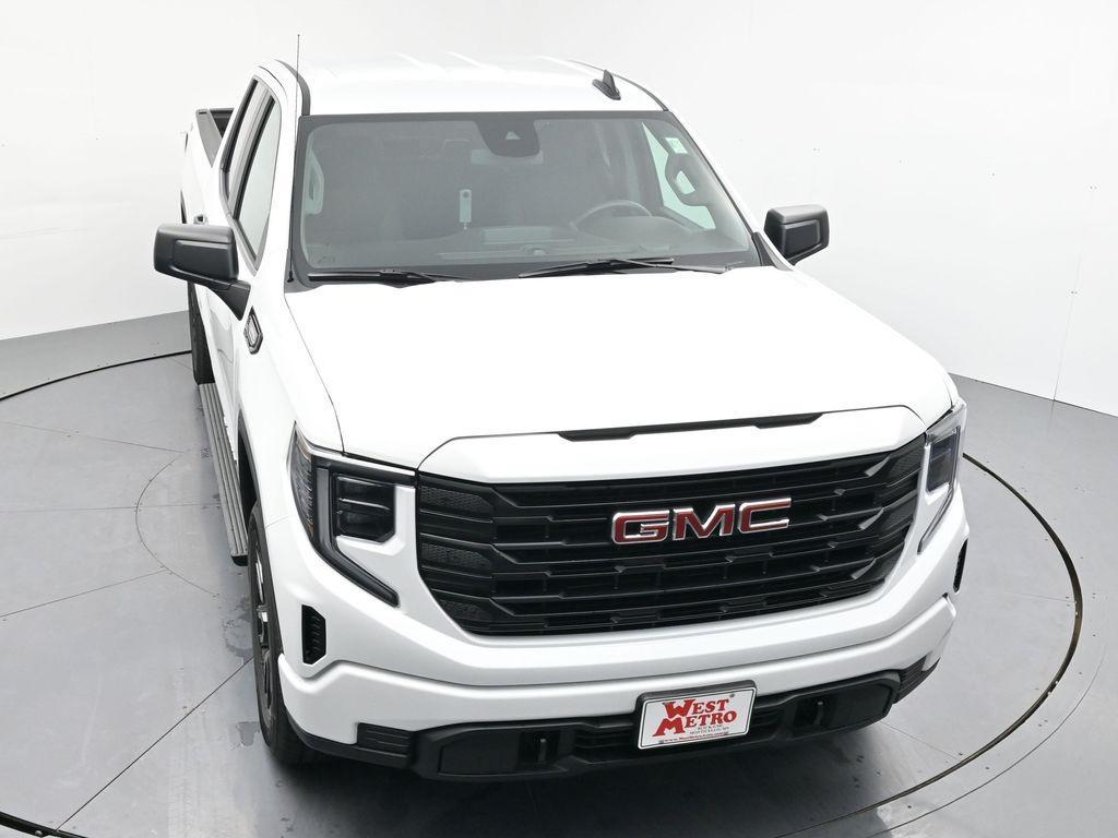 new 2026 GMC Sierra 1500 car, priced at $44,290
