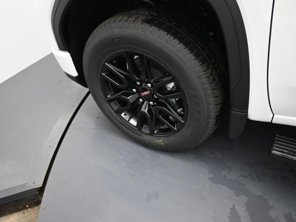 new 2026 GMC Sierra 1500 car, priced at $44,290