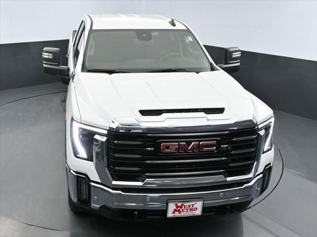 new 2025 GMC Sierra 3500 car, priced at $67,147