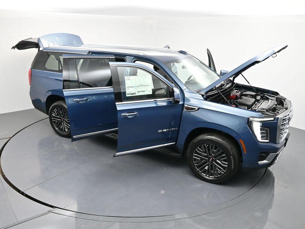 new 2025 GMC Yukon XL car, priced at $86,857