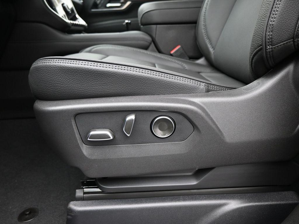 new 2025 GMC Yukon XL car, priced at $86,857