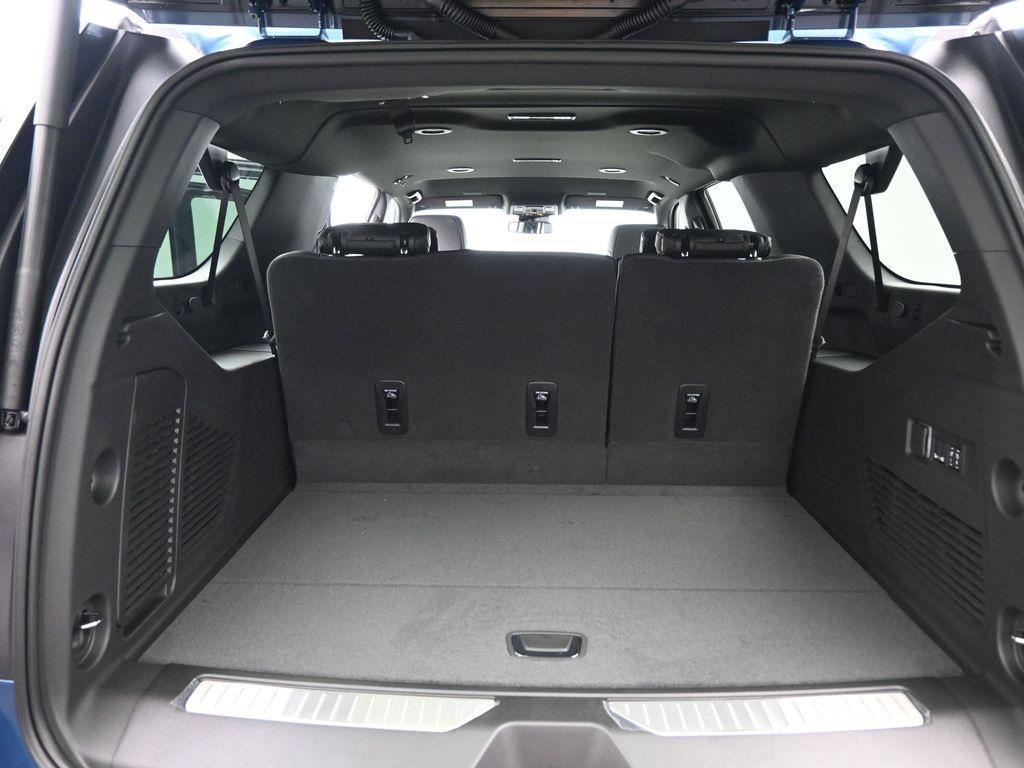 new 2025 GMC Yukon XL car, priced at $86,857