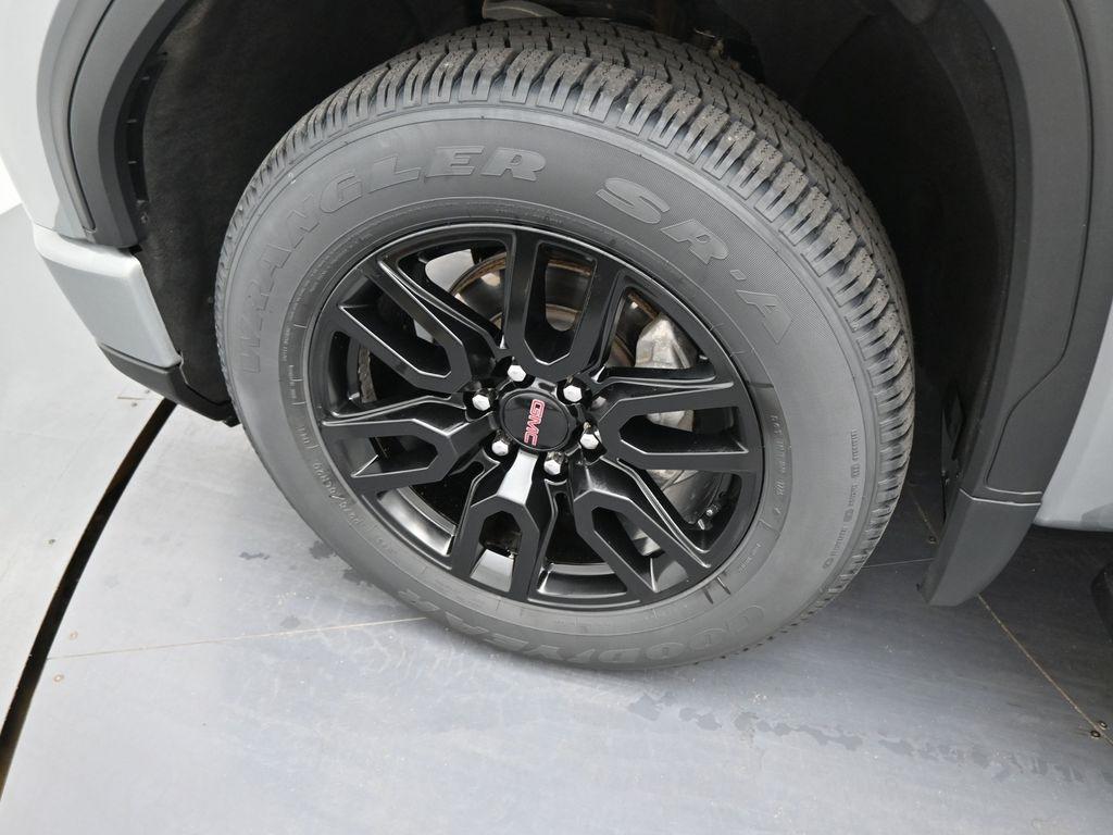 used 2024 GMC Sierra 1500 car, priced at $42,990