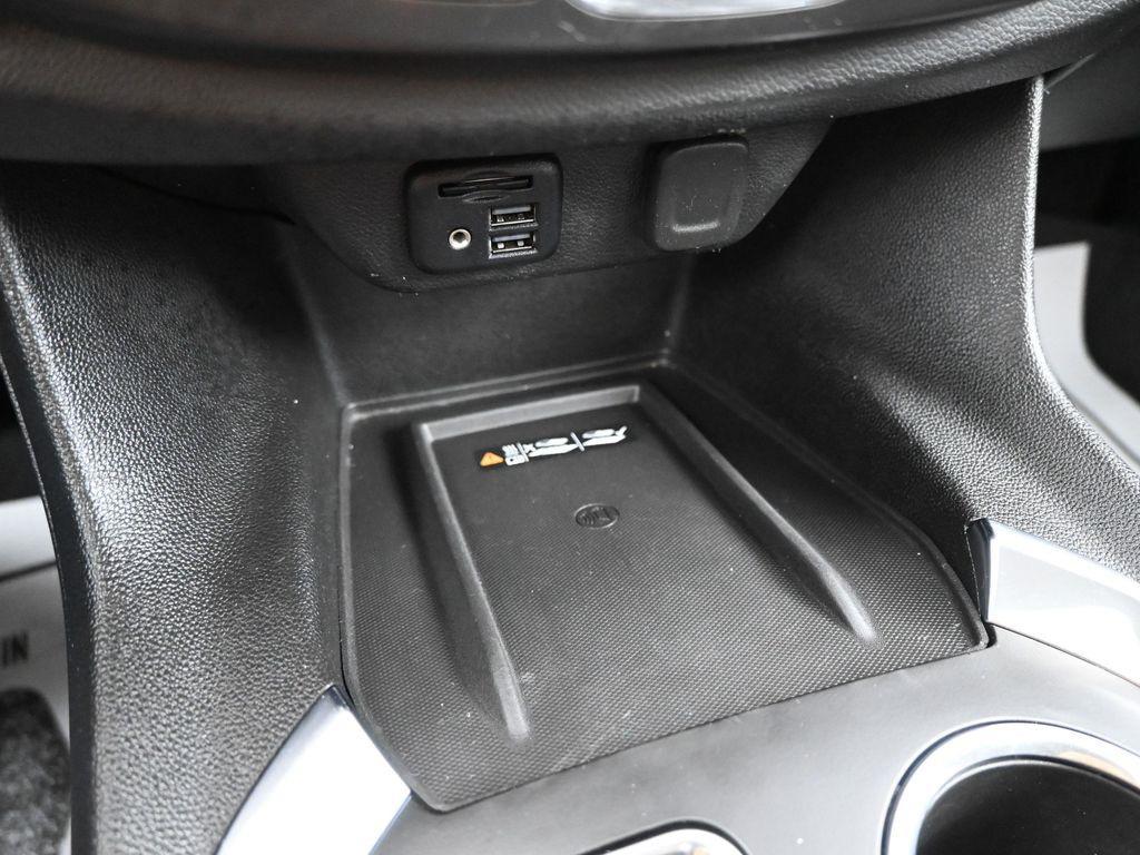 used 2020 Chevrolet Traverse car, priced at $26,500